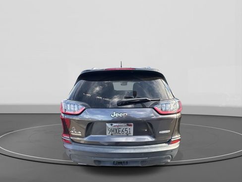 Used 2021 Jeep Cherokee Latitude Lux w/ Comfort/Convenience Group image 6