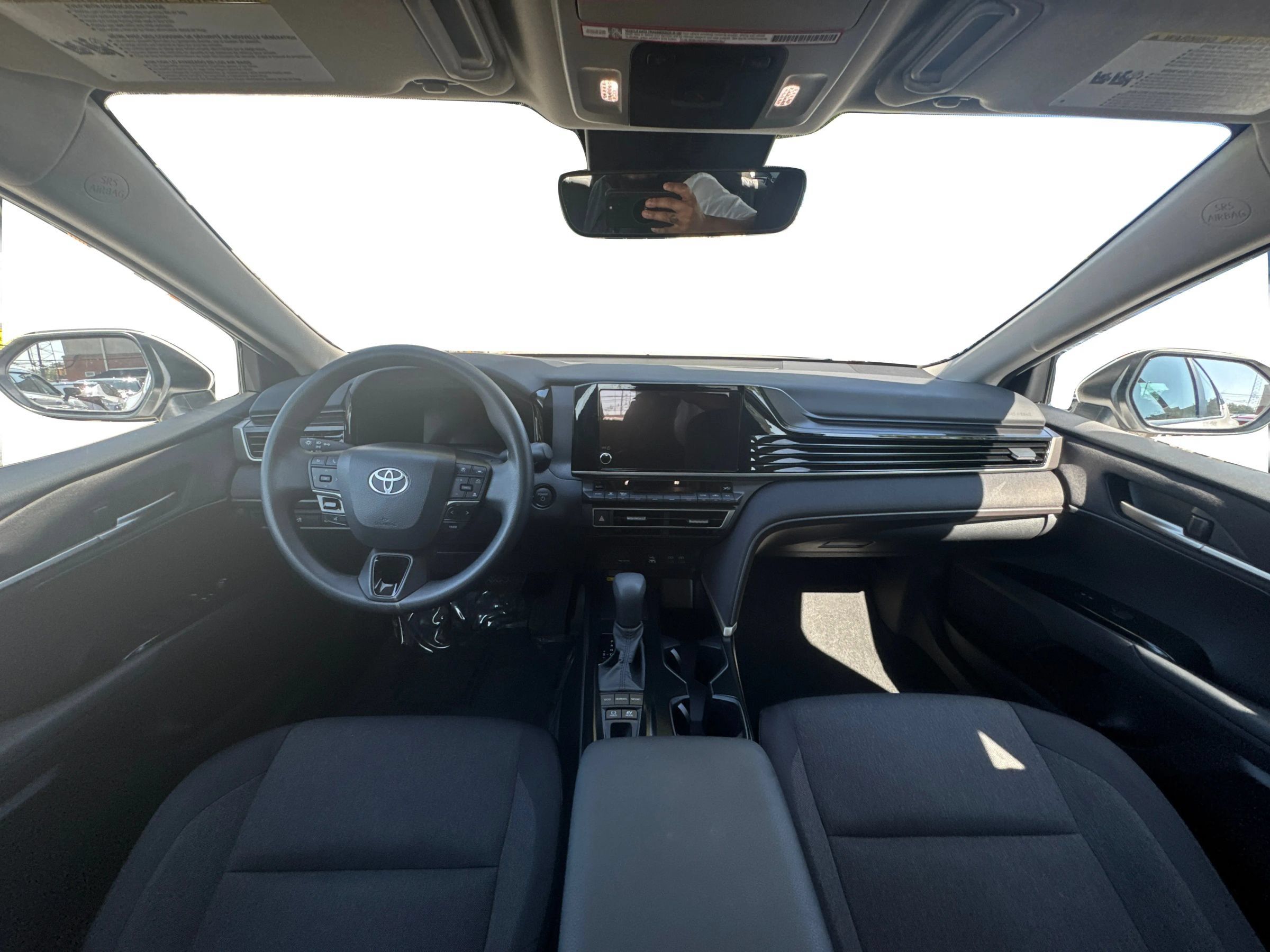 Used 2025 Toyota Camry LE FWD image 11