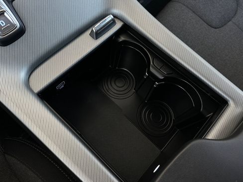 Used 2023 Hyundai Palisade SE image 42