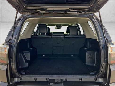 Used 2022 Toyota 4Runner SR5 Premium w/ Moonroof Package RWD image 6