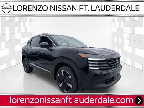 New 2026 Nissan Kicks SR FWD image 1
