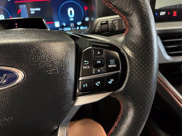 Used 2025 Ford Explorer ST-Line AWD/4WD image 28