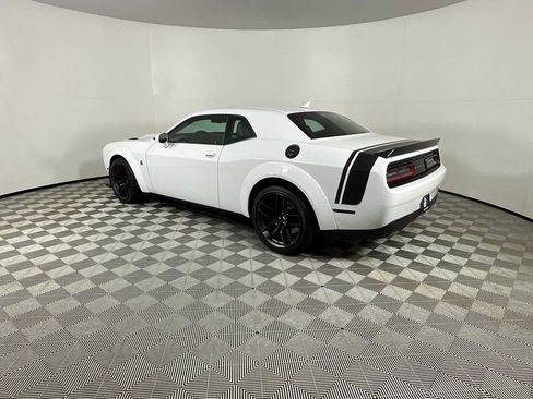 Used 2022 Dodge Challenger R/T Scat Pack image 3