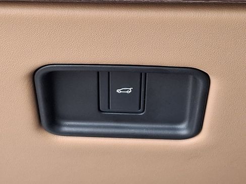 Used 2023 Land Rover Range Rover SE AWD/4WD image 26