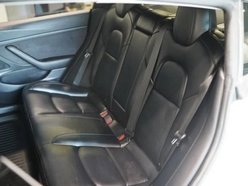 Used 2021 Tesla Model 3 Standard Range Plus RWD image 34