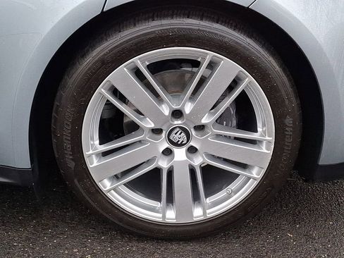 Used 2023 Porsche Panamera 4 w/ Premium Package image 7