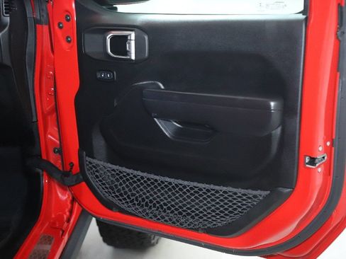 Used 2020 Jeep Wrangler Unlimited Rubicon AWD/4WD image 33