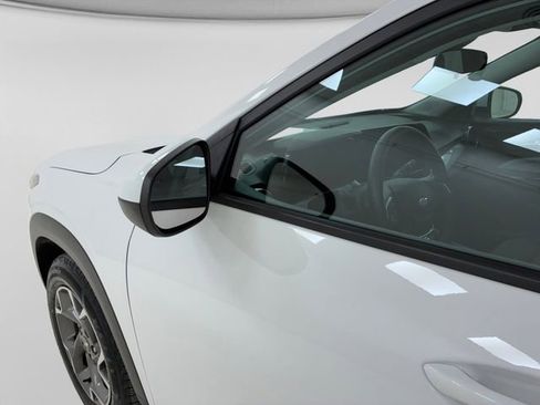 Used 2024 Chevrolet Trax LT w/ Driver Confidence Package image 10