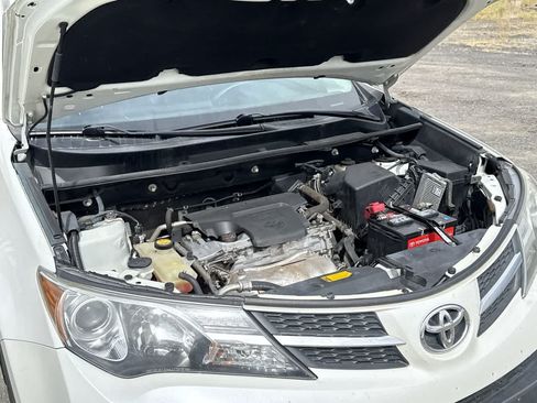 Used 2013 Toyota RAV4 Limited AWD/4WD image 7