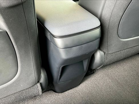 Used 2024 Kia EV6 Wind w/ Wind Technology Package AWD/4WD image 10