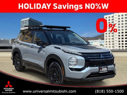 New 2025 Mitsubishi Outlander SE