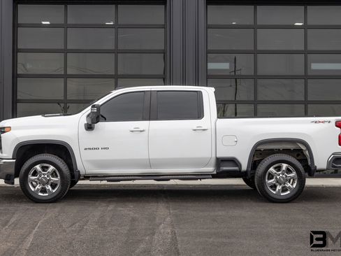 Used 2022 Chevrolet Silverado 2500 LT w/ Fleet Comfort Package image 4