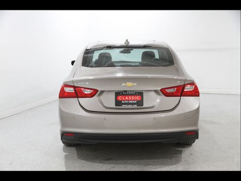 Used 2024 Chevrolet Malibu LT FWD image 20