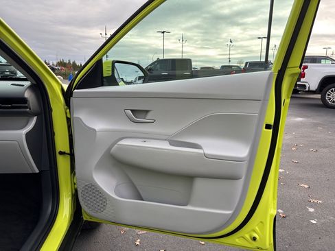 Used 2024 Hyundai Kona SEL image 26