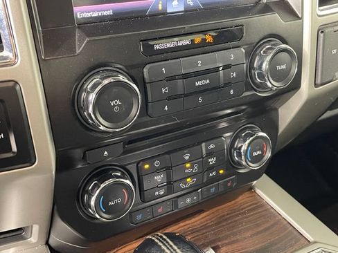 Used 2015 Ford F150 Lariat w/ Equipment Group 501A Mid AWD/4WD image 8