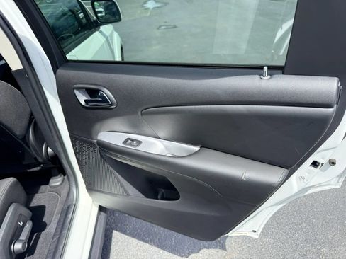 Used 2015 Dodge Journey SXT w/ Flexible Seating Group AWD/4WD image 24