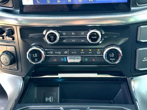 Used 2021 Ford F150 Lariat AWD/4WD image 18