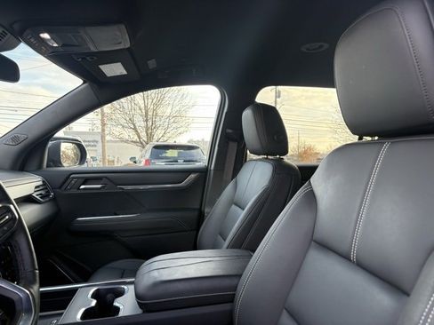 Certified 2024 GMC Acadia Elevation w/ Black Edition image 27