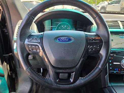 Used 2016 Ford Explorer Sport w/ Equipment Group 401A AWD/4WD image 47