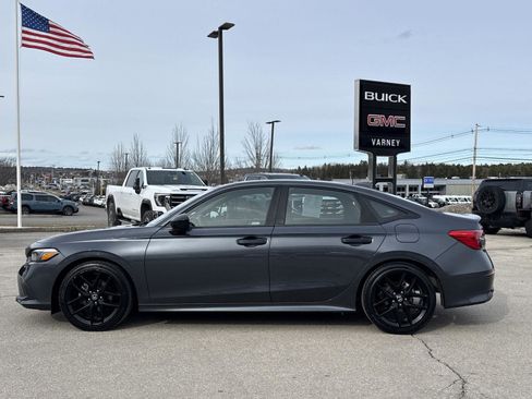 Used 2024 Honda Civic Sport image 4