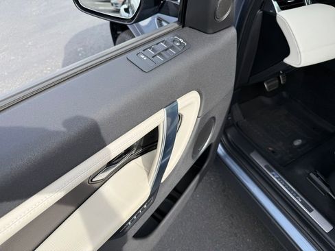 Used 2022 Land Rover Discovery Sport S R-Dynamic image 10