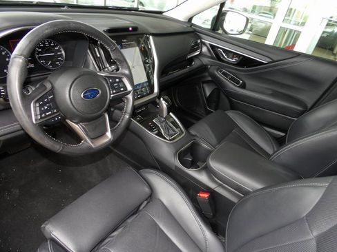 Used 2023 Subaru Outback Limited image 17