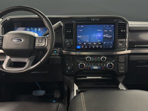 Used 2025 Ford F250 Lariat w/ Lariat Ultimate Package AWD/4WD image 11