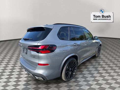 New 2026 BMW X5 sDrive40i w/ M Sport Package image 3