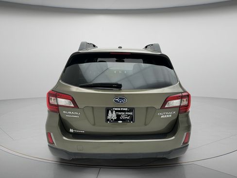 Used 2015 Subaru Outback 2.5i Limited AWD/4WD image 7