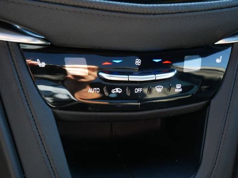 Used 2021 Cadillac XT5 Premium Luxury image 22