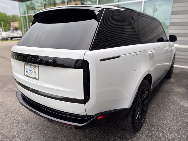 Used 2025 Land Rover Range Rover Long Wheelbase Autobiography AWD/4WD image 5