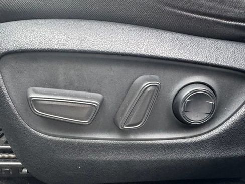 Used 2024 Toyota RAV4 XLE AWD/4WD image 19