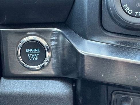 New 2025 Ford F350 Lariat w/ Lariat Ultimate Package image 38