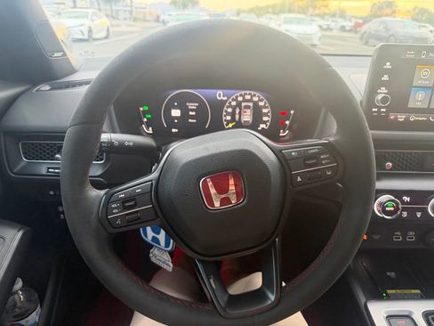 Used 2024 Honda Civic Type R image 15