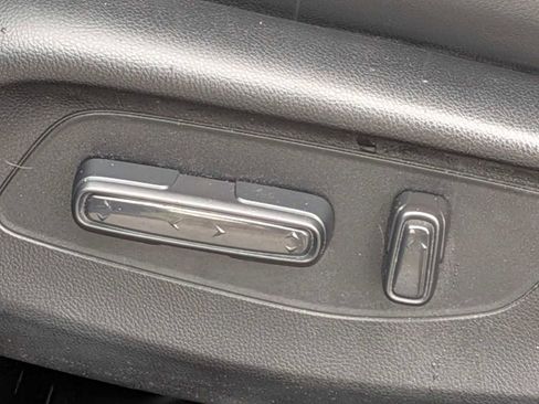Certified 2024 Honda HR-V EX-L image 16