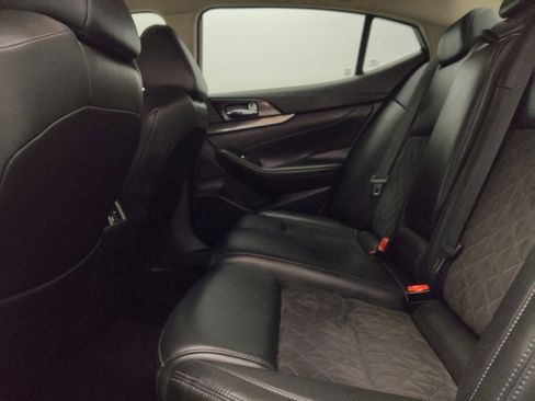 Used 2017 Nissan Maxima SR w/ Midnight Edition FWD image 18