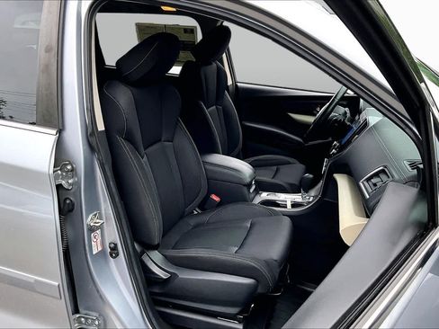 Used 2019 Subaru Ascent Premium AWD/4WD image 8