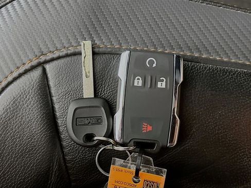 Used 2021 GMC Canyon AT4 w/ Driver Alert Package AWD/4WD image 20