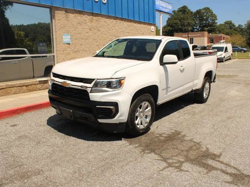 Used 2022 Chevrolet Colorado LT w/ Fleet Safety Package RWD image 3