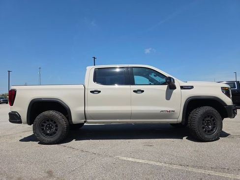 New 2026 GMC Sierra 1500 AT4X AWD/4WD image 18
