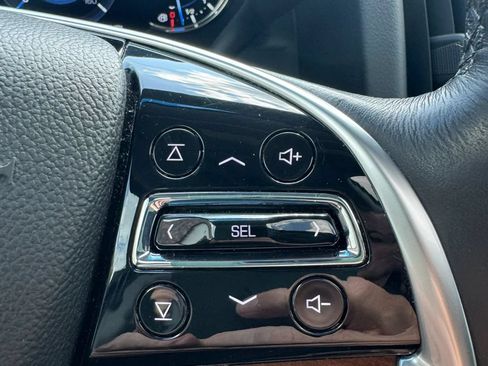 Used 2018 Cadillac Escalade ESV Luxury AWD/4WD image 76