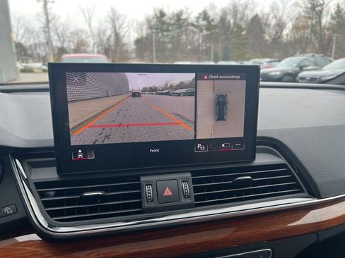 Used 2023 Audi Q5 2.0T Prestige w/ Prestige Package image 59