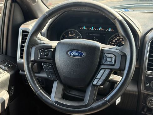 Used 2018 Ford F150 XLT w/ Equipment Group 302A Luxury AWD/4WD image 19