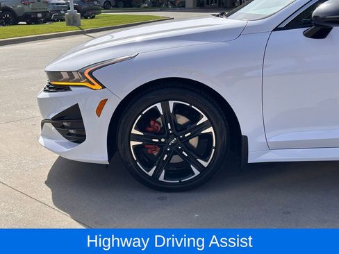 Used 2023 Kia K5 GT-Line image 9