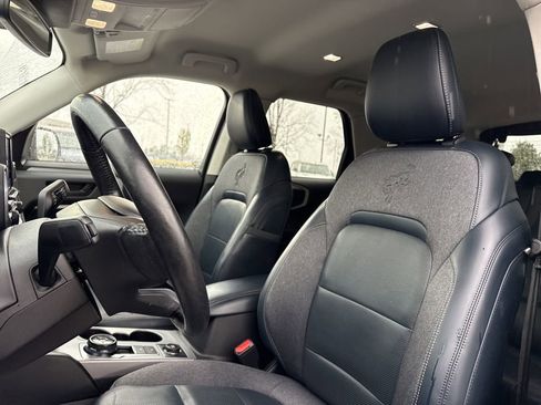 Used 2021 Ford Bronco Sport Outer Banks w/ Outer Banks Package (96D) image 12