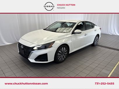 Used 2023 Nissan Altima 2.5 SV