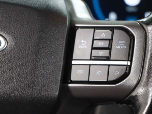 Used 2022 Ford F150 Lariat w/ Equipment Group 502A High AWD/4WD image 15