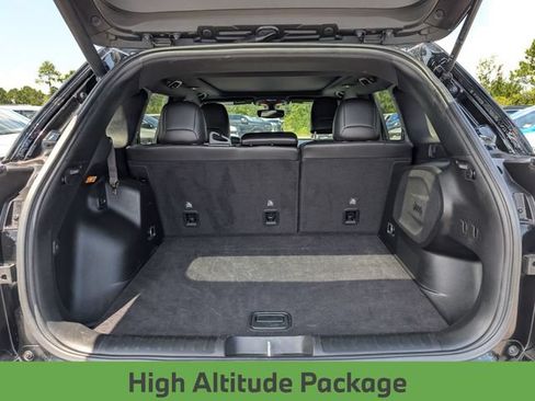 Used 2019 Jeep Cherokee High Altitude AWD/4WD image 29