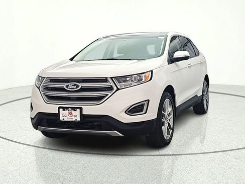Used 2017 Ford Edge Titanium w/ Equipment Group 301A AWD/4WD image 2