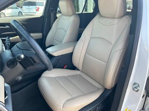 Certified 2024 Cadillac XT4 Premium Luxury w/ Technology Package AWD/4WD image 15